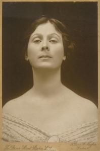 Isadora Duncan and Sergei Yesenin 1isidora